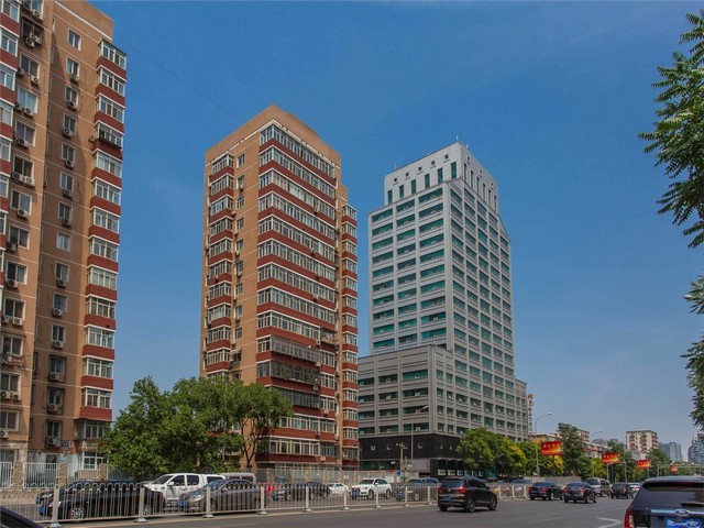 物流定位器费用